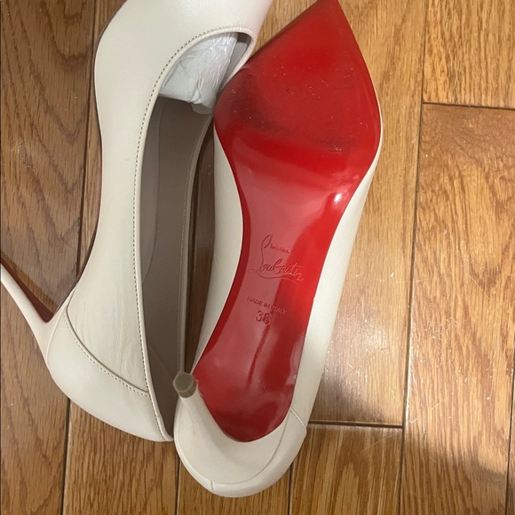 Christian Louboutin Women's Cream Pumps - Picture 12 of 12